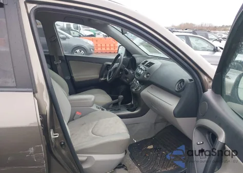 2010 Toyota Rav4 z USA, uszkodzony, nr VIN 2T3BF4DV8AW078172